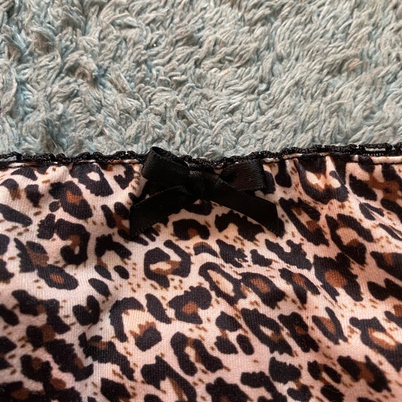 Leopard Tank - Picture 2 of 2